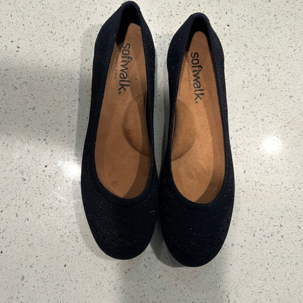 Soft walk flats